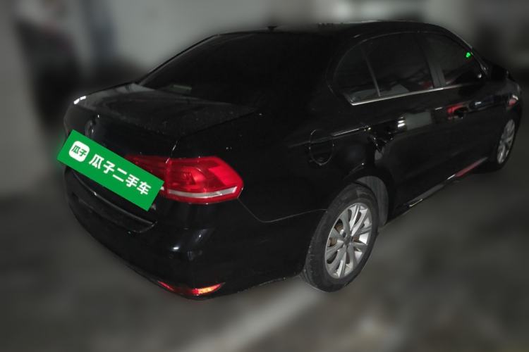 Used Volkswagen Lavida 2015 1.6L Manual Comfort Edition Rear Right 45 Deg