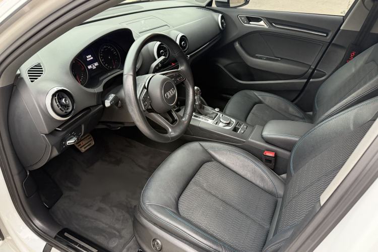 Used Audi A3 2019 Sportback 35 TFSI Fashion Edition China VI Emission Standard