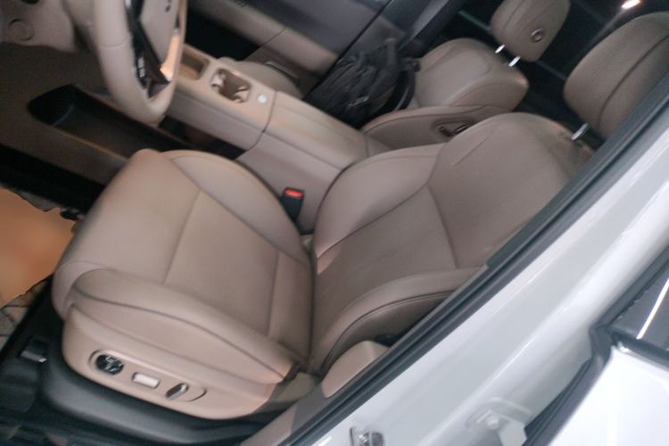 Used Li Auto i6 2025 Model Two-Wheel-Drive Standard Type