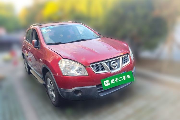 Used Nissan Qashqai 2011 1.6XE Wind 5MT 2WD Front Right 45 Deg
