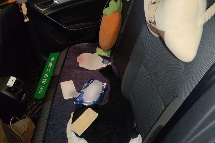 Used Volkswagen Golf 2020 Zhiai Edition 280TSI DSG Comfort Model Left Rear Seat