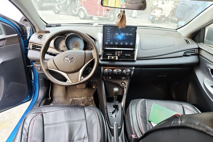 Used Toyota YARiS L Zhi Xuan 2015 1.5E Automatic Charm Edition
