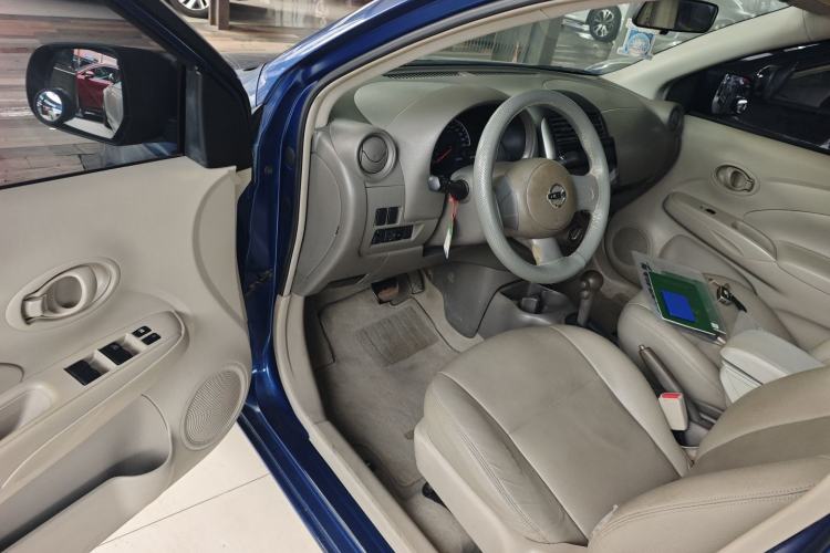 Used Nissan Sunny 2011 1.5XE CVT Comfort Edition Driver Seat