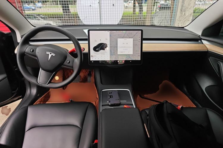 Used Tesla Model 3 2022 Rear-Wheel-Drive Version Center Console