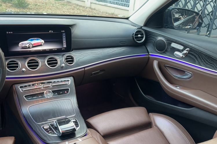 Used Mercedes-Benz E-Class 2018 Facelift E 200 L Sport 4MATIC