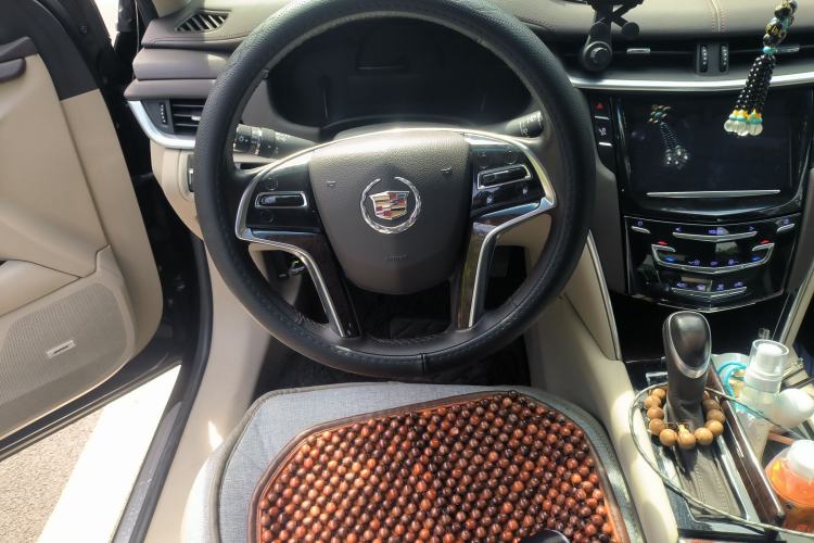 Used Cadillac XTS 2014 28T Comfort Version
