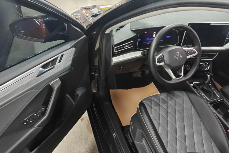 Used Volkswagen Sagitar 2025 300TSI DSG Excellence Edition Driver Seat