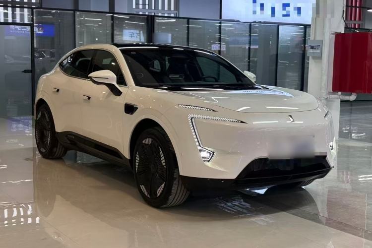 Used Avatr 11 2023 HarmonyOS Version Smart Enjoyment Upgrade Model 90-Degree Rear-Wheel Drive Edition
