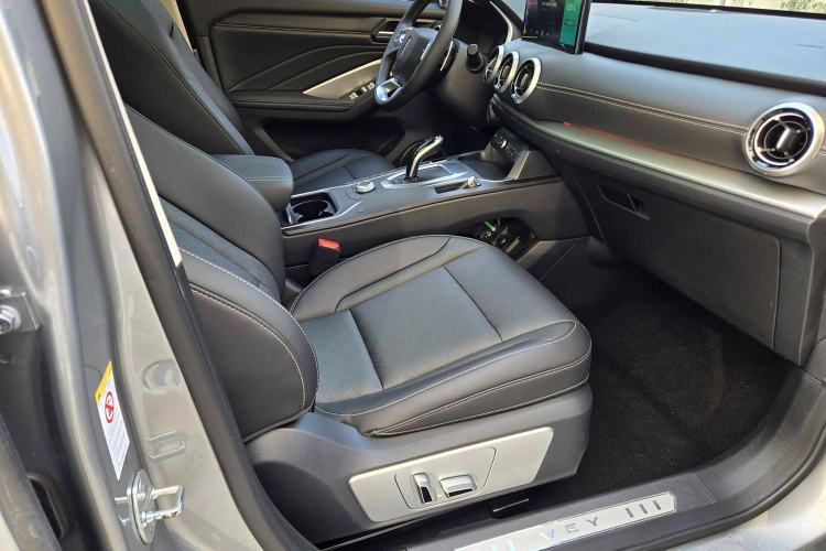 Used Wey VV6 2021 2.0T Two-Wheel Drive Smart Protection+