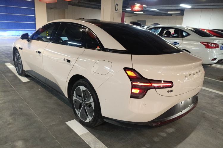 Used XPeng MONA M03 2024 620 with Ultra-Long Range
