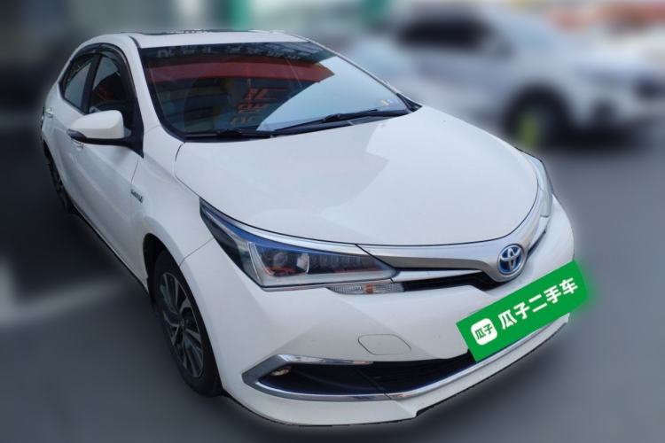 Used Toyota Corolla 2017 Revised Dual-Engine 1.8L E-CVT Leading Edition Front Right 45 Deg