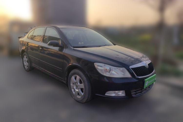 Used Skoda Octavia 2010 1.6L Manual Eado Edition
