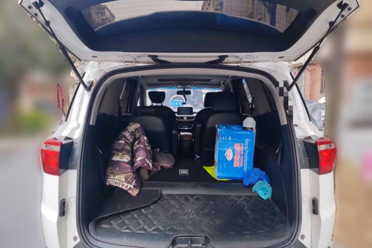 Used Wuling Hongguang S3 2019 Automatic Clutch Version 1.5L Manual Luxury Model China V Standard