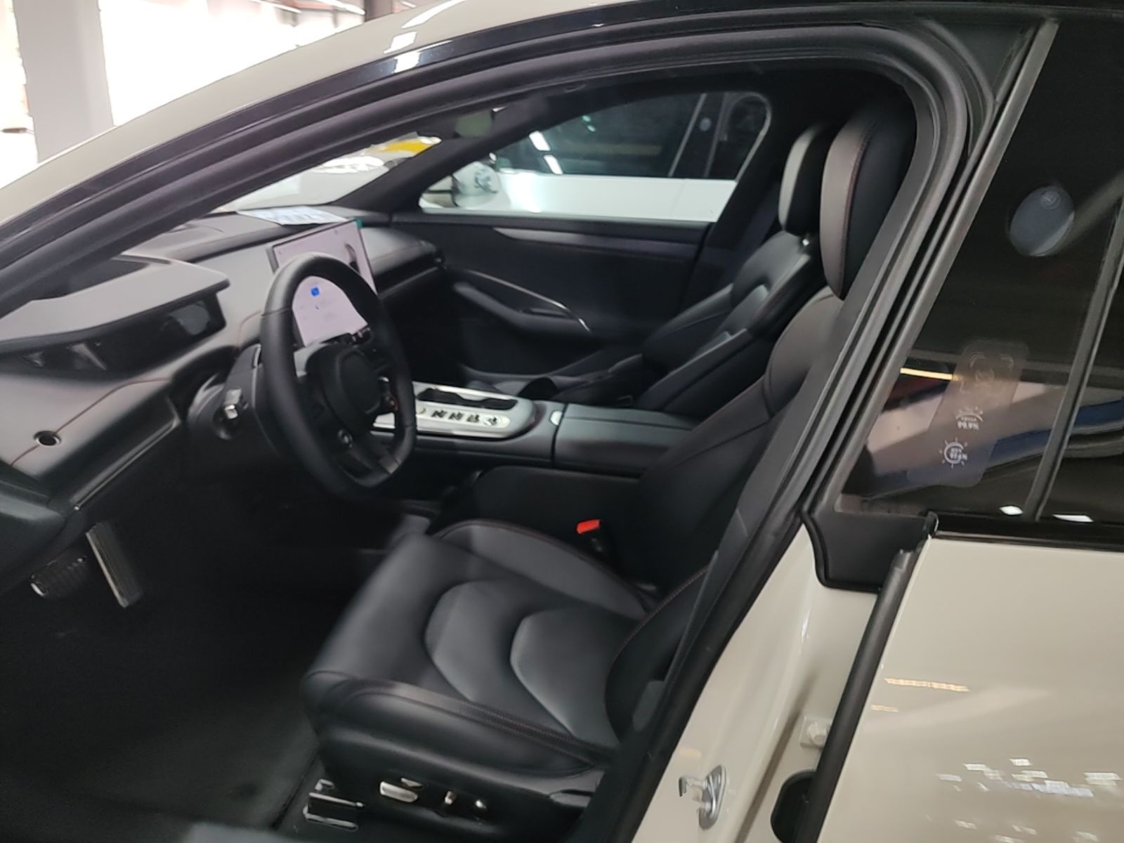 Xiaomi Auto SU7 2024 Four-Wheel Drive Ultra-Long Range Advanced Intelligent Driving Max Edition — снимка 17