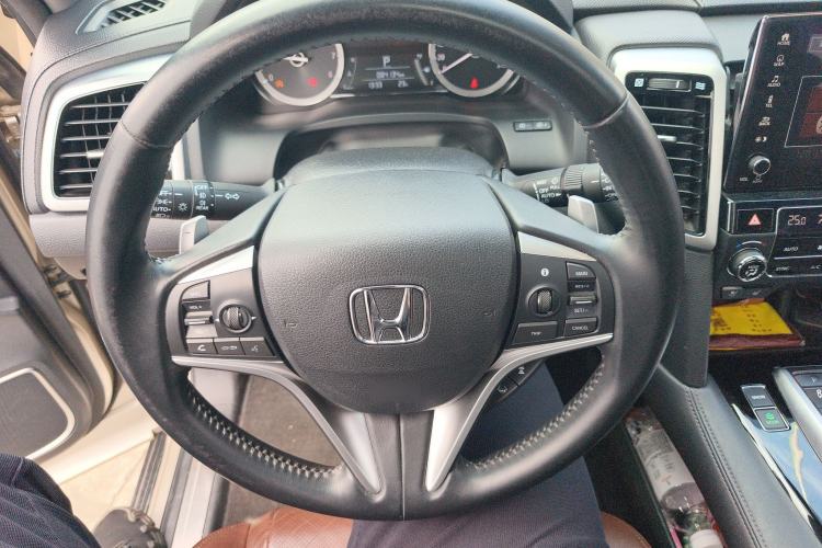Used Honda UR-V 2017 370TURBO Four-Wheel Drive Prestige Edition China V Steering Wheel