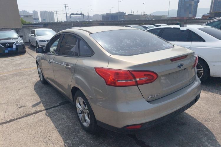 Used Ford Focus 2015 Sedan 1.6L Automatic Comfort Model
