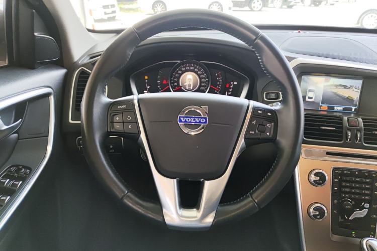Used Volvo XC60 2016 T5 Smart Upgrade Model
