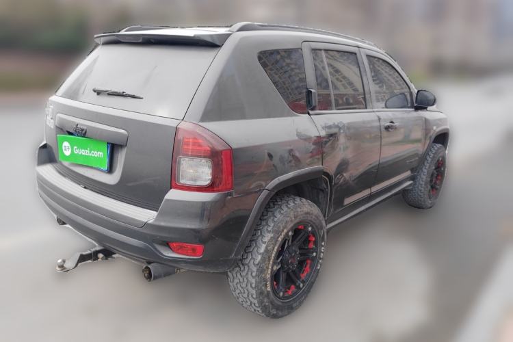 Used Jeep Compass 2014 2.4L Four-Wheel Drive Serpentine Collection Edition