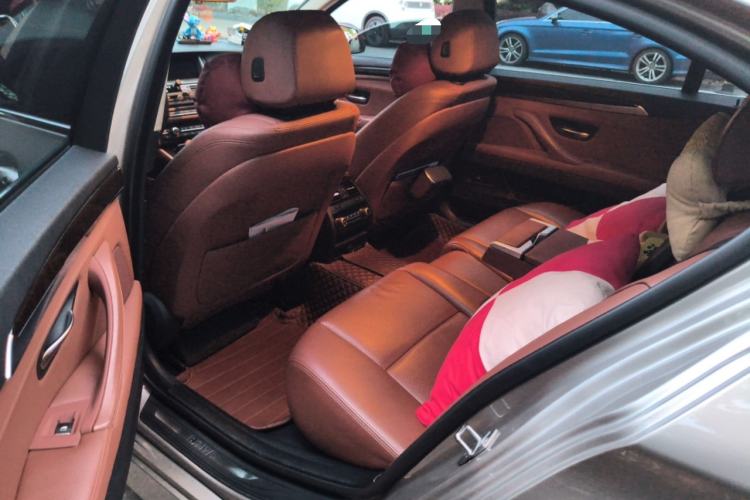 Used BMW 5 Series 2014 528Li Leading Model
