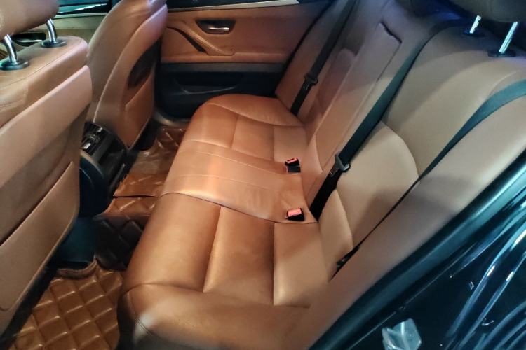 Used BMW 5 Series 2015 520i Elegant Edition
