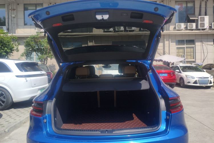 Used Porsche Macan 2017 Macan 2.0T Trunk