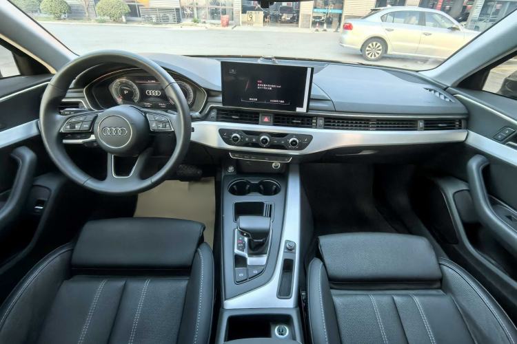 Used Audi A4L 2022 40 TFSI Fashion Dynamic Model
