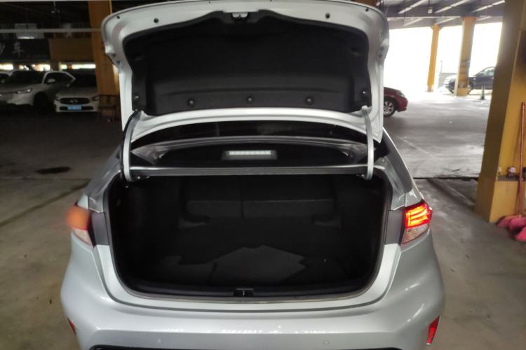 Used Toyota Levin 2022 Dual-Motor 1.8H E-CVT Sport Edition
