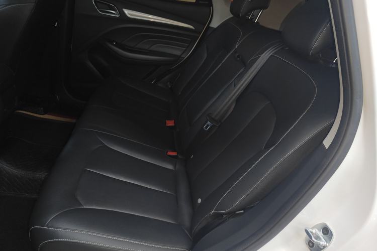 Used Roewe RX3 2018 1.6L Manual Internet Smart Edition
