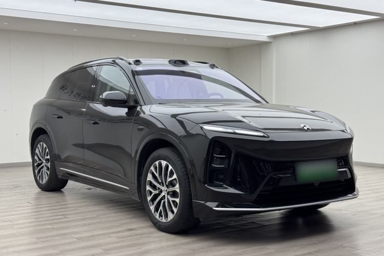 Used Nio ES6 2025 75 kWh Front Right 45 Deg