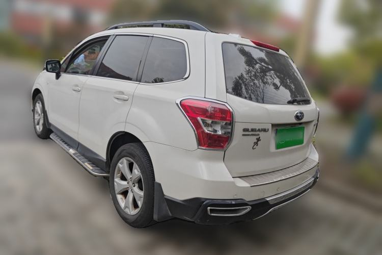Used Subaru Forester 2013 2.0i Automatic Luxury Edition Rear Left 45 Deg