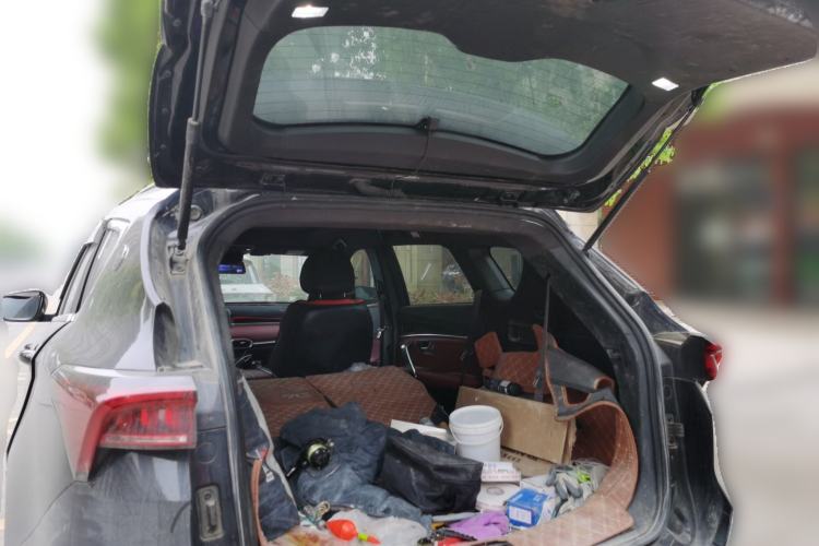 Used JETOUR X70S 2023 1.5T DCT Glory Edition 7-Seater Trunk