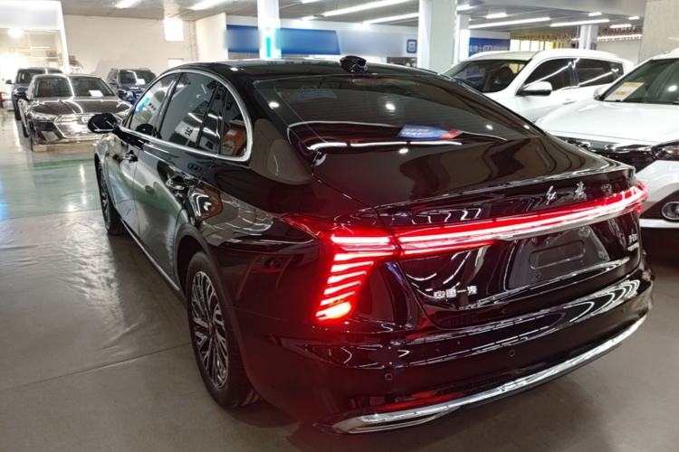 Used Hongqi H5 2024 2.0T Automatic Smart Connect Flagship Edition Rear Left 45 Deg