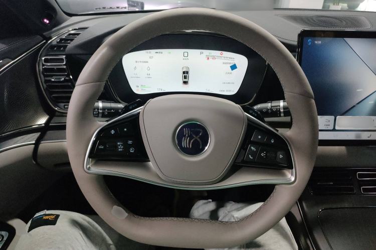 Used BYD Han 2025 DM-i Intelligent Driving Edition 125KM LiDAR Flagship Model