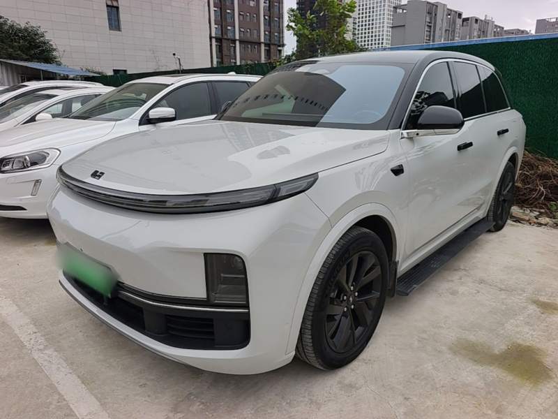 Used Li Auto L8 2023 Air model — 1