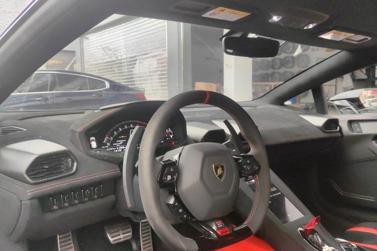 Used Lamborghini Huracán 2021 Huracán STO Center Console