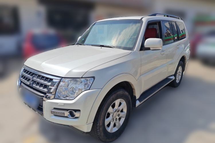 Used Mitsubishi Pajero (Import) 2018 3.0L Automatic Standard Edition