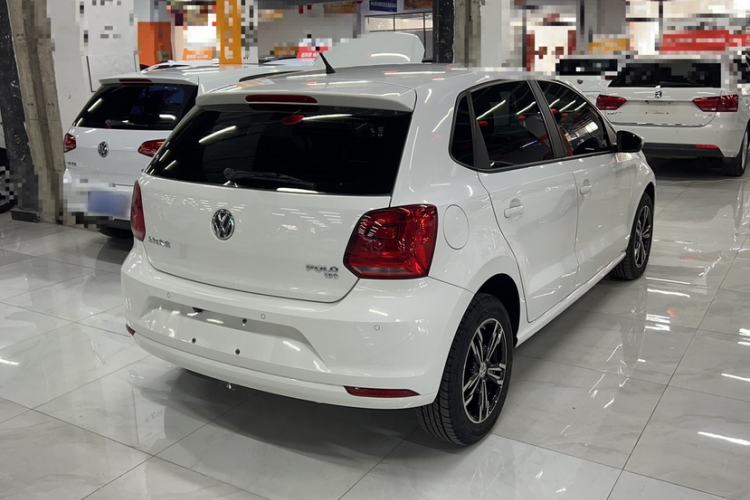 Used Volkswagen Polo 2016 1.6L Automatic Comfort Model