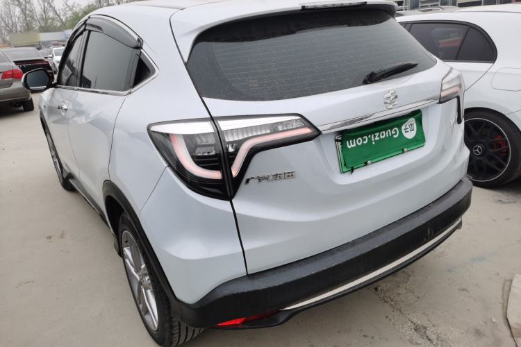 Used Everus VE-1 2022 TA Leading Edition
