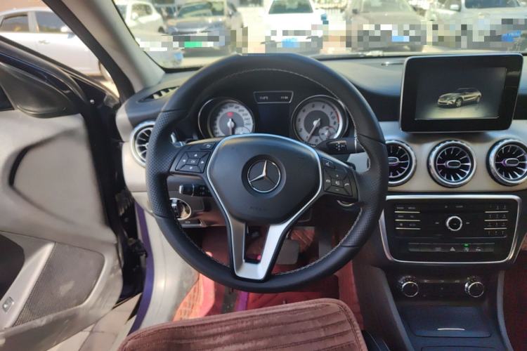 Used Mercedes-Benz GLA 2016 GLA 200 Fashion Model
