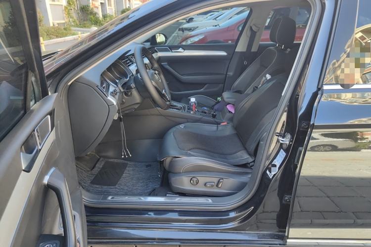 Used Volkswagen Magotan GTE Plug-in Hybrid 2020 GTE Luxury Model
