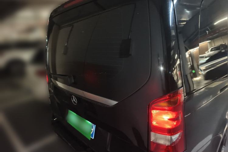 Used Mercedes-Benz V-Class 