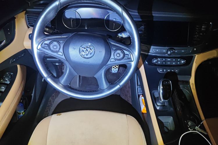 Used Buick LaCrosse 2016 28T Luxury Version
