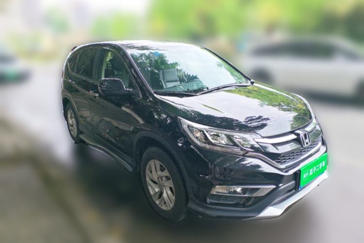 Used Honda CR-V 2015 2.4L two-wheel drive luxury version Front Right 45 Deg