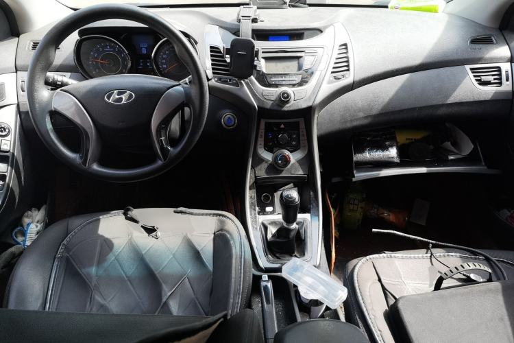 Used Hyundai Elantra (5th Generation / Langdong) 2012 1.6L Manual Leading Model
