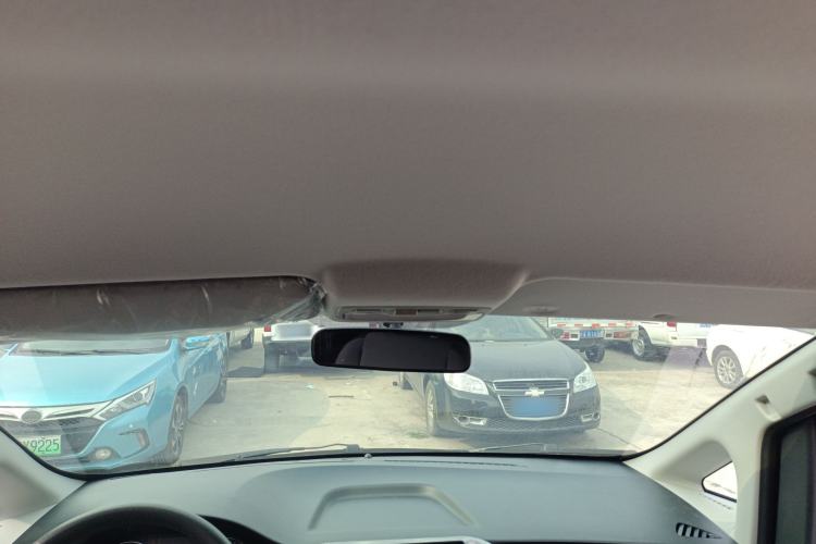 Used JAC Refine M3 2025 1.8L Manual Classic Edition 5 Seats
