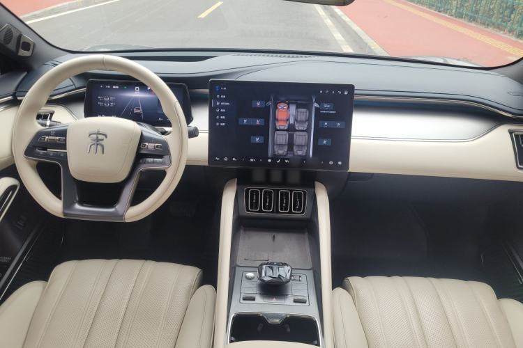 Used BYD Song L EV 2024 662 km Excellence Version