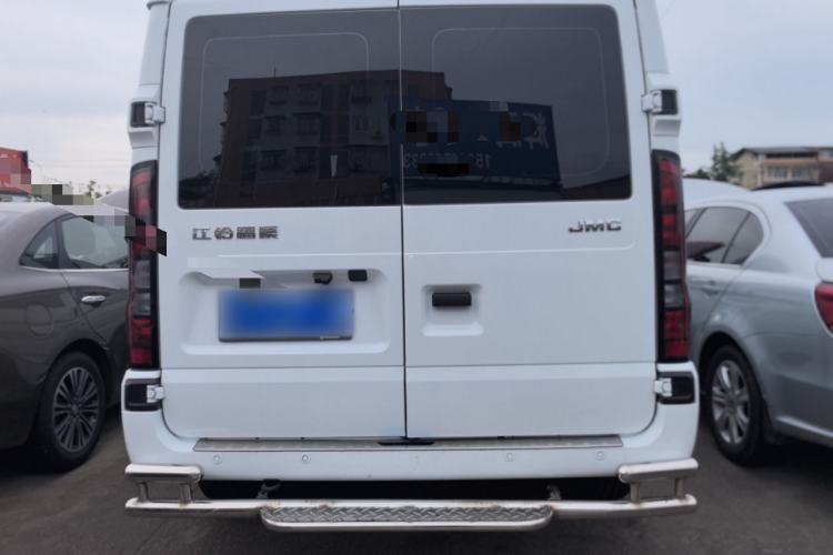Used JMC Fushun 2023 2.0T Automatic Short-Wheelbase Low-Roof Commercial & Multi-Purpose Passenger Vehicle 6-Seater with Dual-Opening Tailgate Rear