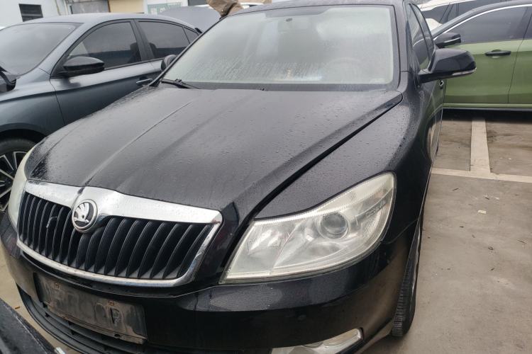 Used Skoda Octavia 2015 Classic Model 1.6L Automatic Elegance Edition