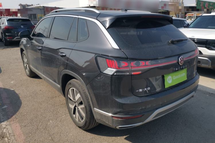 Used Volkswagen Tayron 2023 300TSI Two-Wheel-Drive Luxury Plus Advanced Edition
