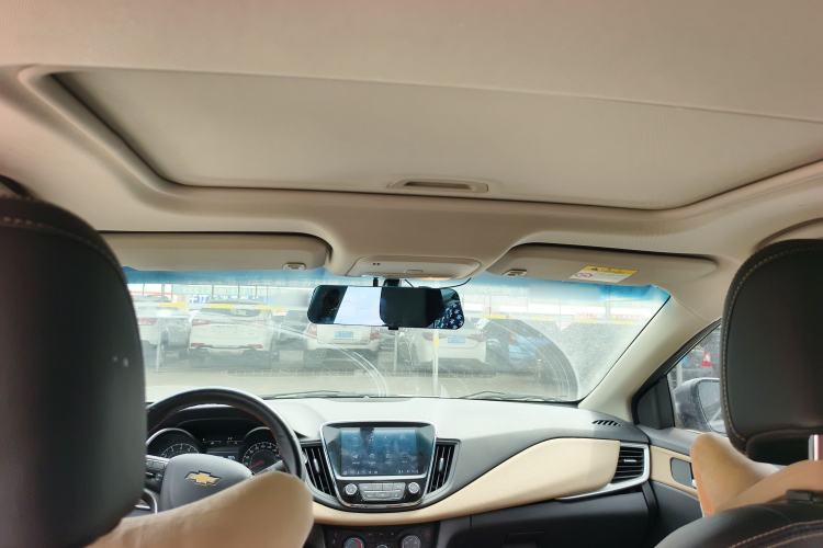 Used Chevrolet Monza 2022 320 Automatic Enjoyment Sunroof Version Headliner